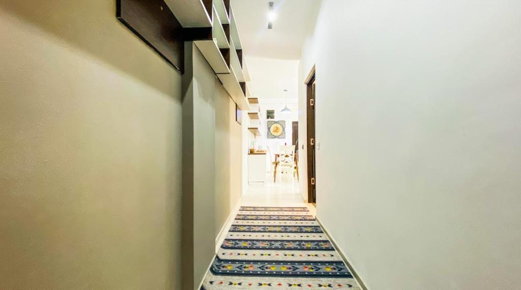 Tudor Central Apartment Mihai Viteazu Square คลูจ-นาโปกา ภายนอก รูปภาพ