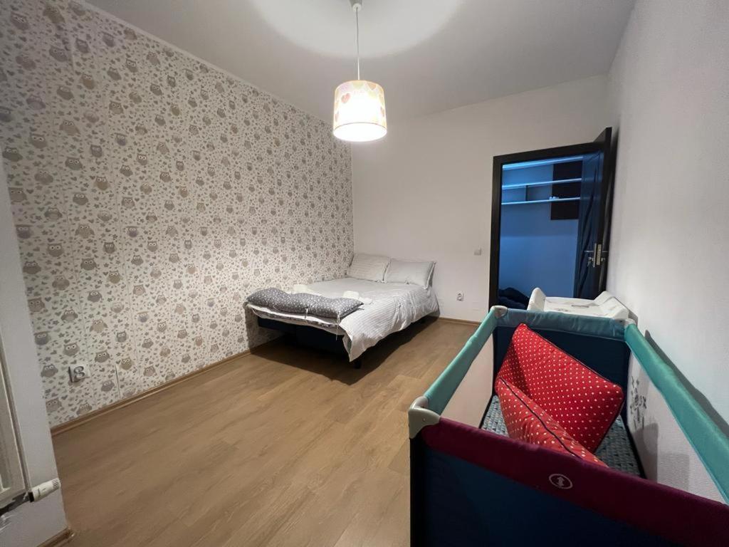 Tudor Central Apartment Mihai Viteazu Square คลูจ-นาโปกา ภายนอก รูปภาพ